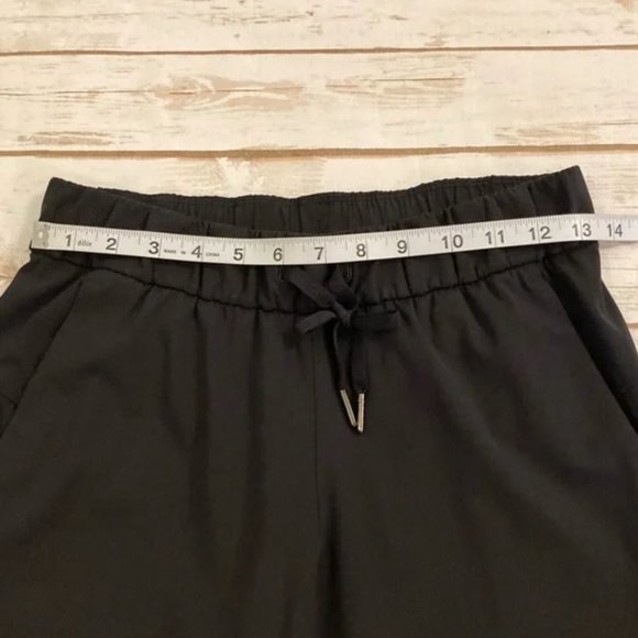 Lululemon Stretch Jogger Full Length size 4 in black - Picture 4 of 16
